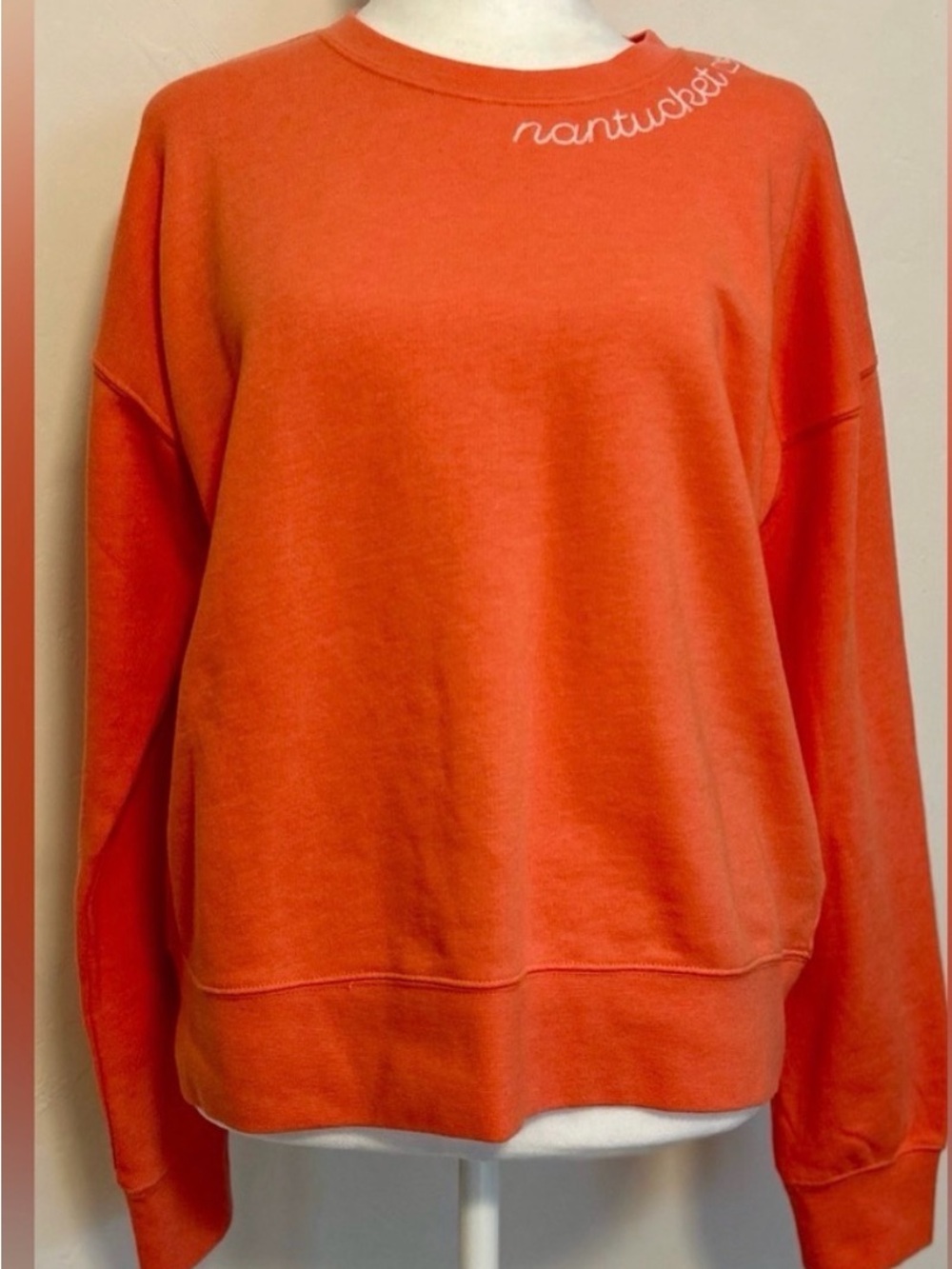 Coral Vineyard Vines crew neck sweatshirt